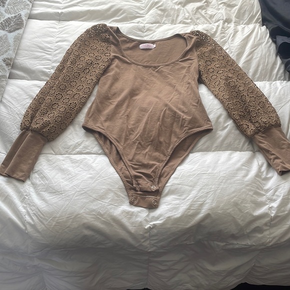 Pink Lily Tops - Brown bodysuit